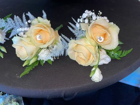 Heren Corsage  ,6,95 of 7,95